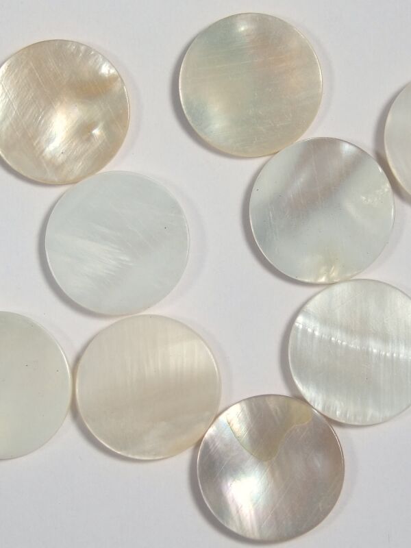 Mosaic stones mother of pearl round d=15